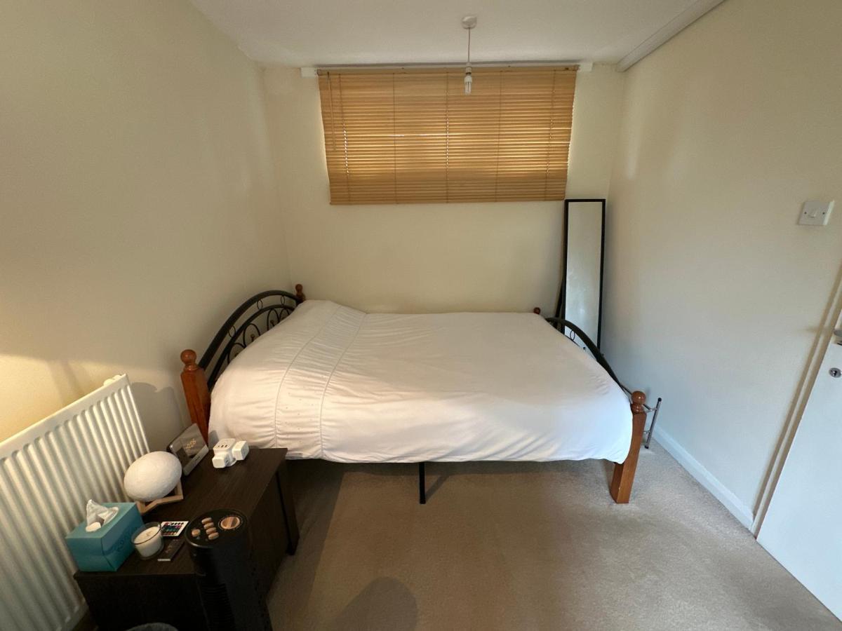 Cozy Room In Shared Home Near Canary Wharf London Exterior photo